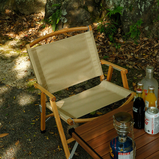 無垢材カーミットチェア|折りたたみ式で持ち運び便利、屋外で味わう上質なくつろぎ