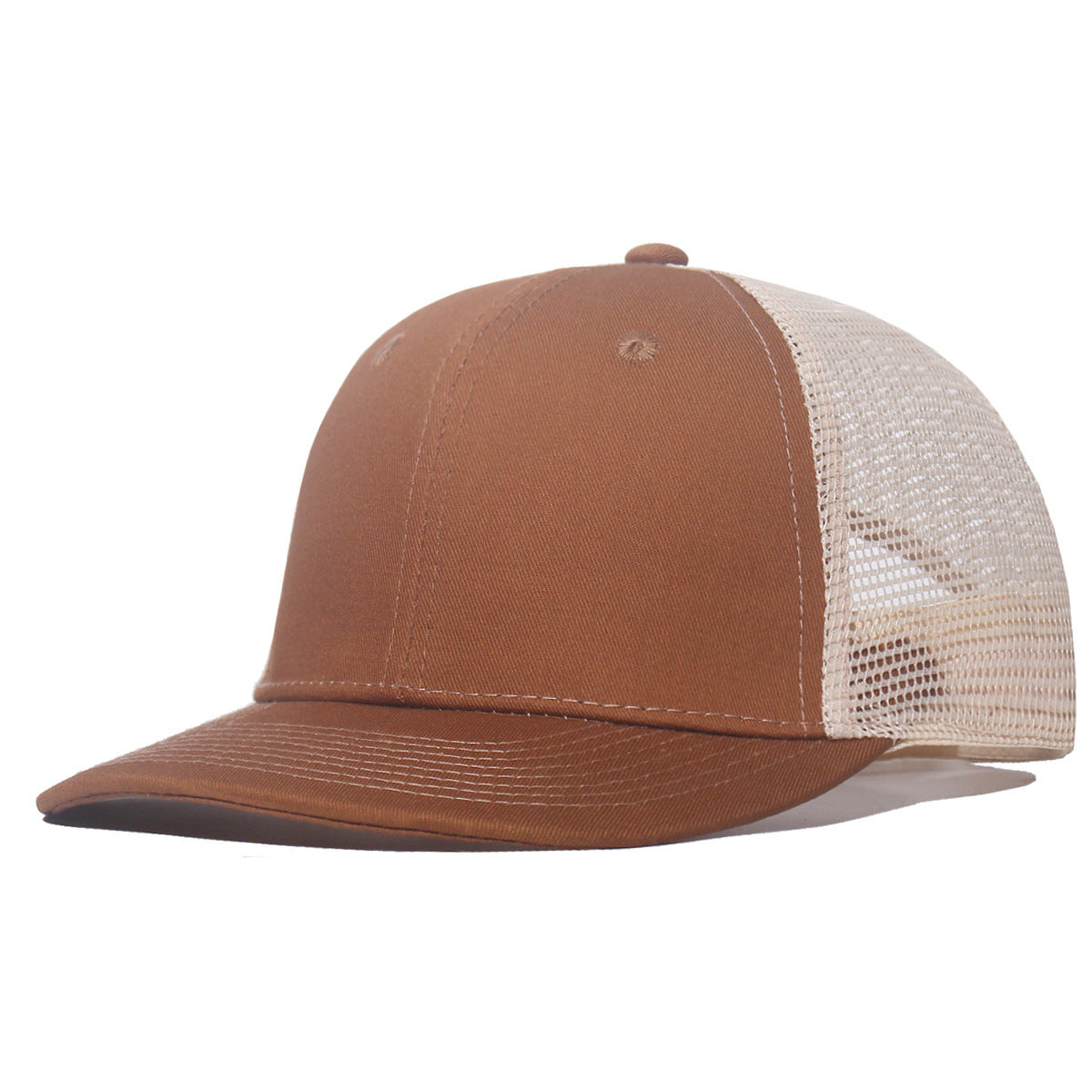 Breathable peaked cap with slightly curved wide brim