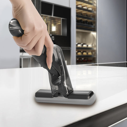 ミニスプレーモップ｜狭い場所もスッと掃除できる小型ポータブルモップ