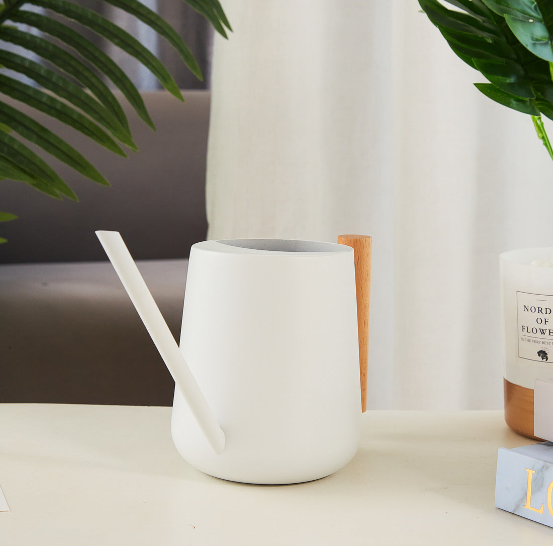 ステンレス製ロングケトル｜細口ノズルでやさしく注げる植物用ウォータリングポット