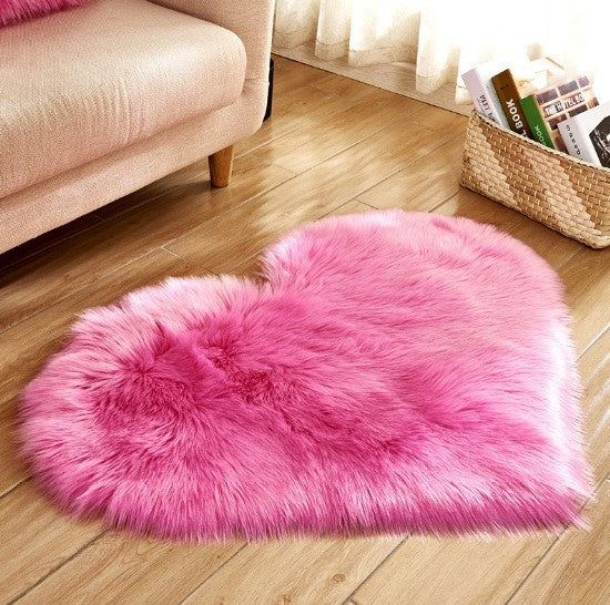 Fluffy heart shaped carpet, non-slip mat, floor mat, blanket, sofa cushion, foot mat, carpet for living room home decor