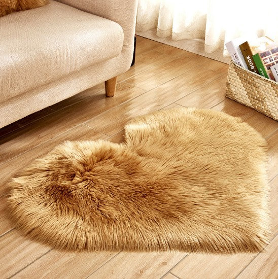 Fluffy heart shaped carpet, non-slip mat, floor mat, blanket, sofa cushion, foot mat, carpet for living room home decor