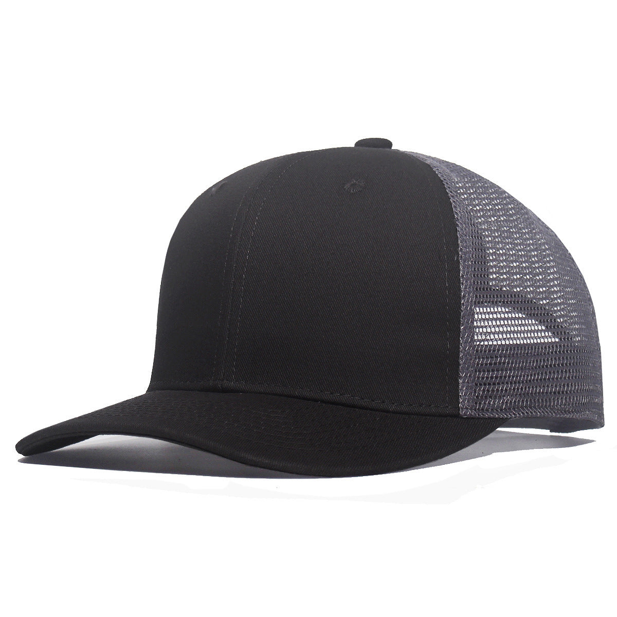Breathable peaked cap with slightly curved wide brim