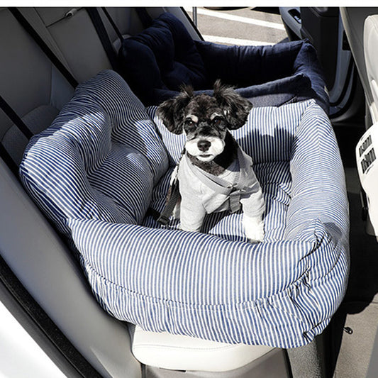 ペット用カーシートクッション｜快適なドライブ用クッション（小型犬・猫対応）