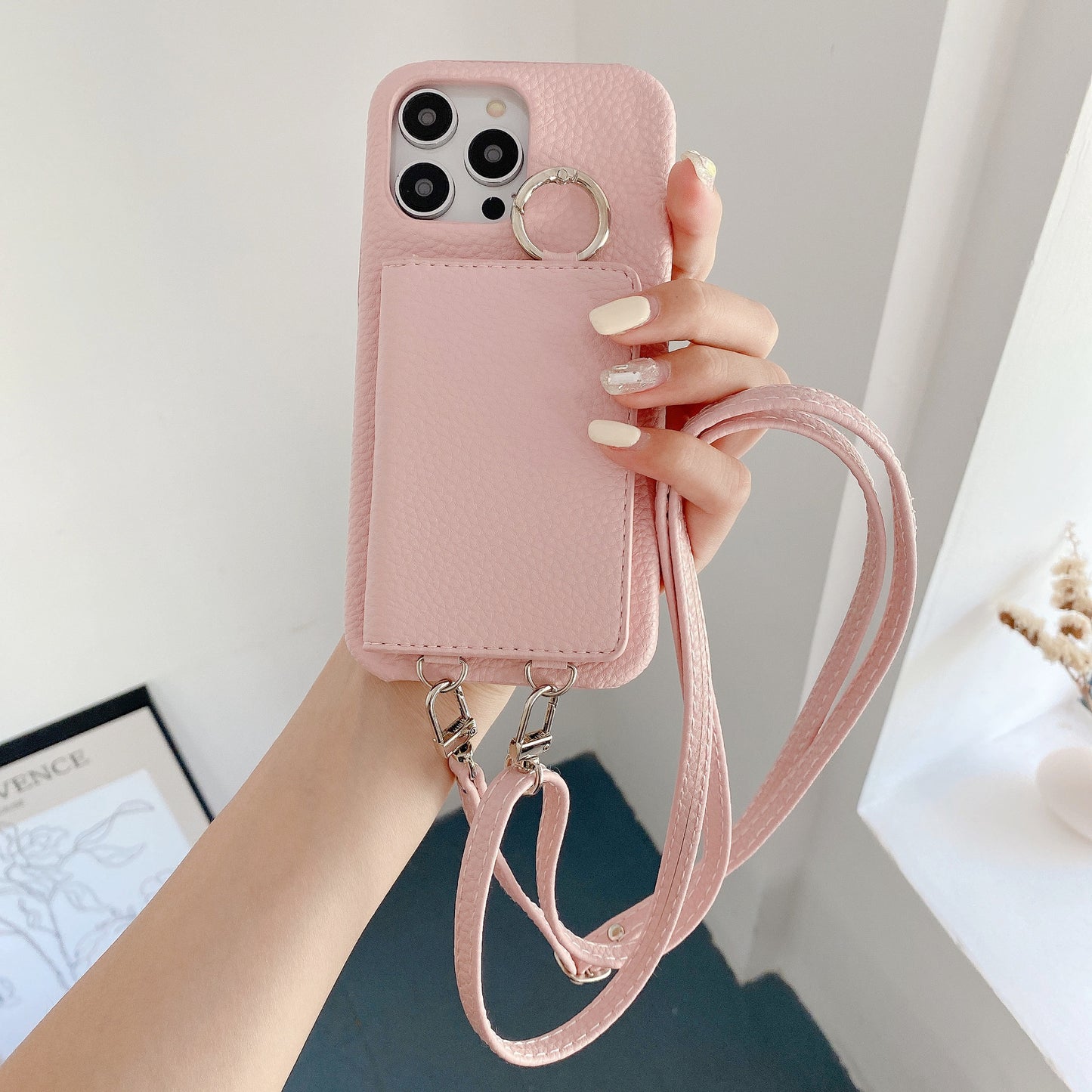 ショルダー付きスマホケース｜手ぶらで安心♪お出かけをもっと自由にスマートに