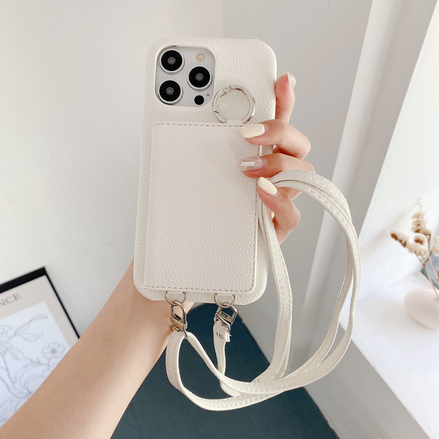 ショルダー付きスマホケース｜手ぶらで安心♪お出かけをもっと自由にスマートに