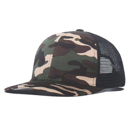 Breathable peaked cap with slightly curved wide brim